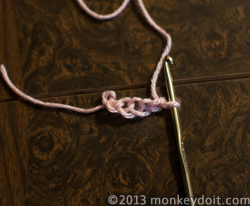 A chain of 6 knots