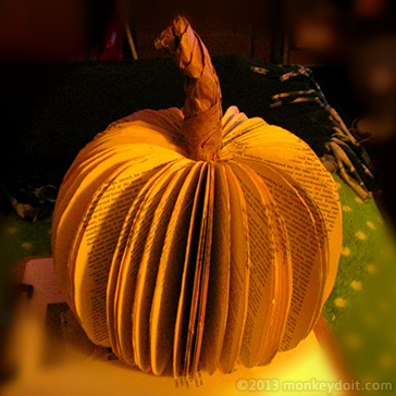 Easy Halloween or Thanksgiving Book Pumpkin Decoration